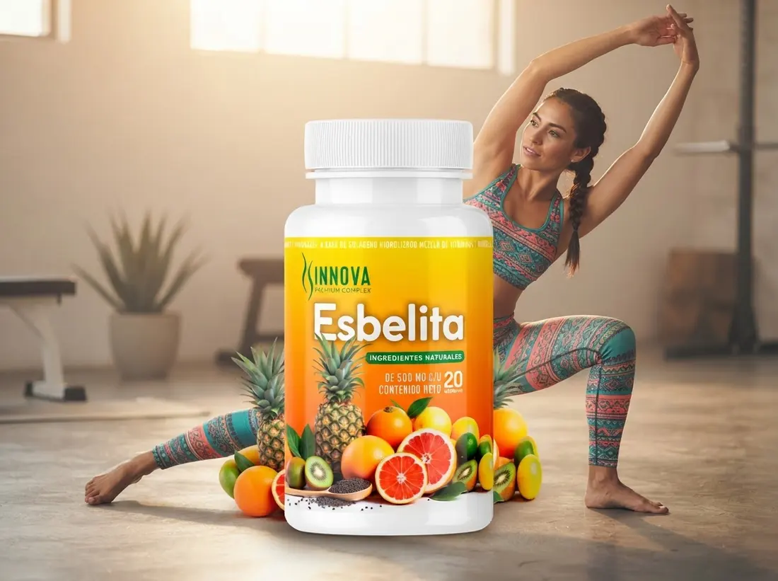 Mujer haciendo estiramientos junto a un frasco de Esbelita y frutas cítricas